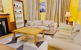 Georgian 2 Bedroom Apartment